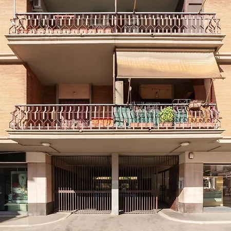 Apartment Joivy Sleek Flat With Easy Access To Rome